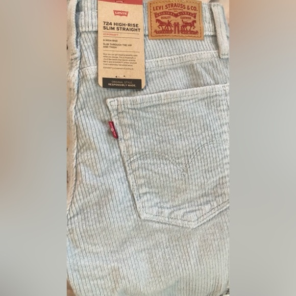 Levi’s light blue 724 CORDUROY HIGH RISE STRAIGHT PANTS size 28x32 new - Picture 15 of 15